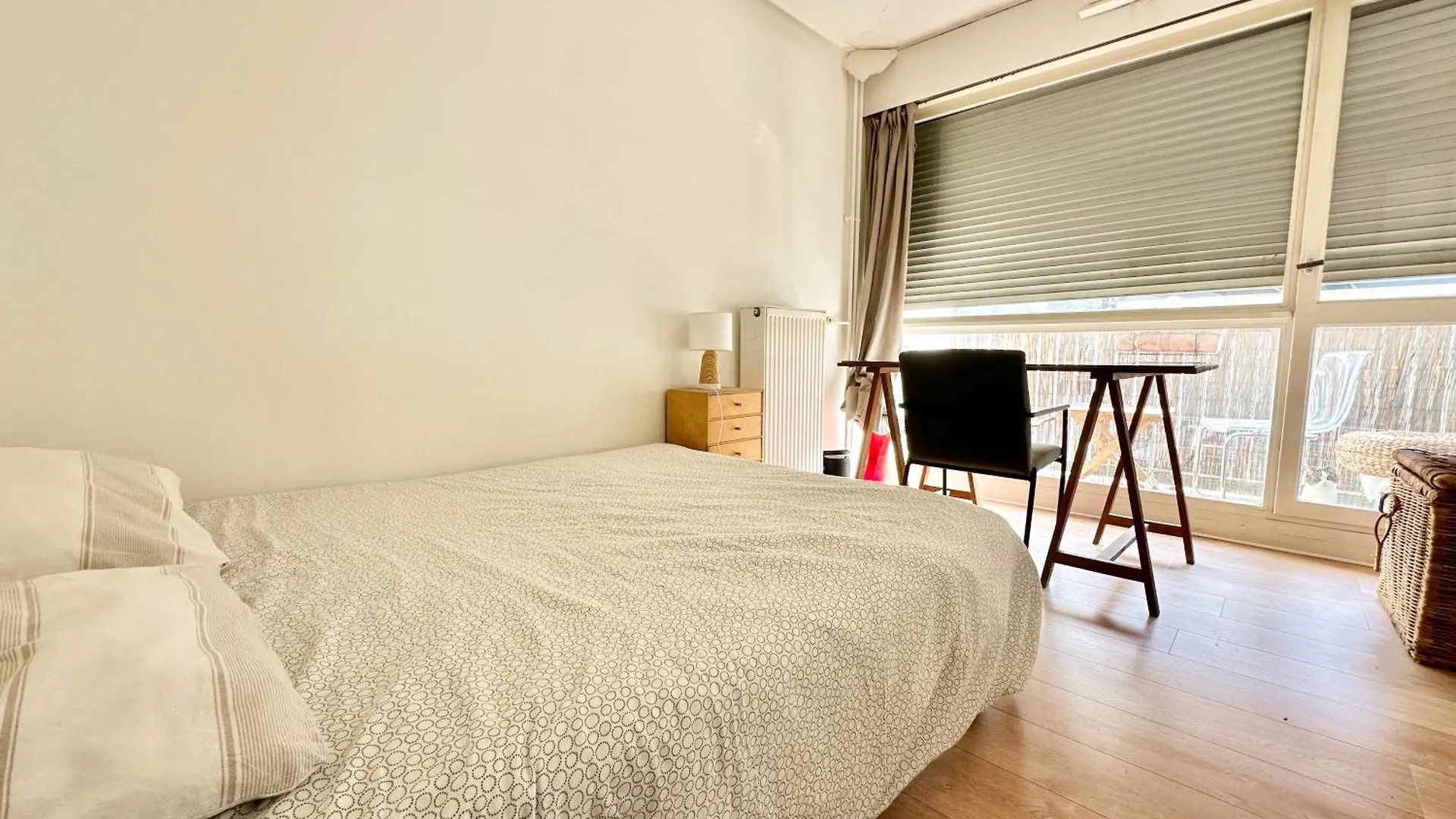 Le Cocon Parisien - Charme Et Lumiere Appartement 0*, Parijs Frankrijk